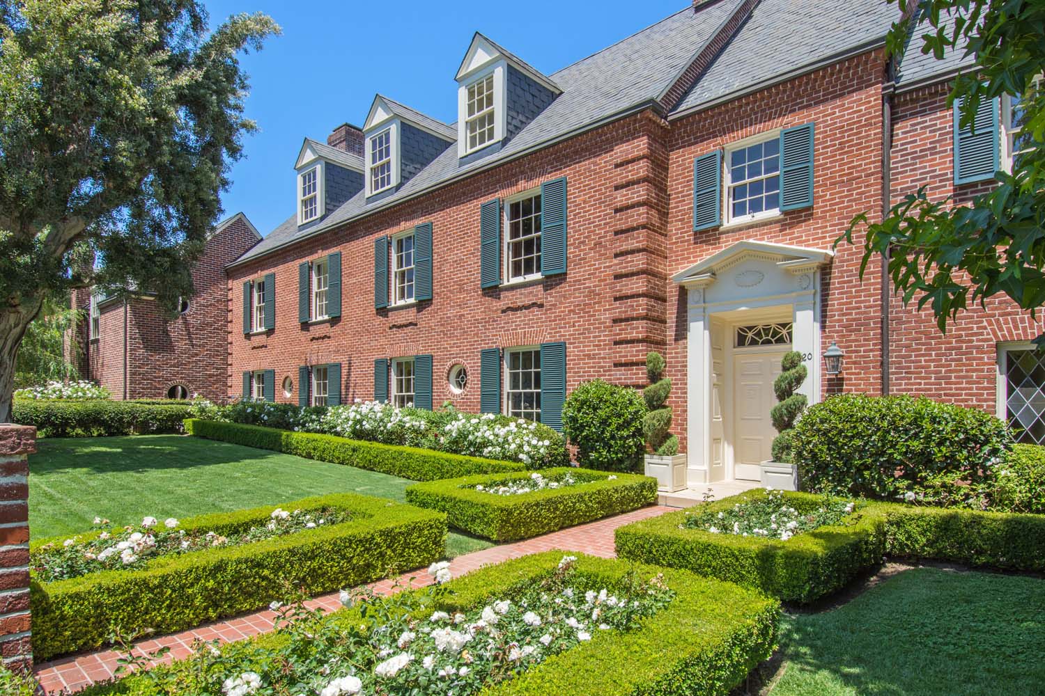 House of the Week A Colonial Mansion in Posh BelAir Zillow Porchlight