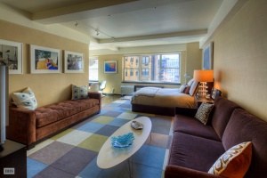 Alan Cumming living room
