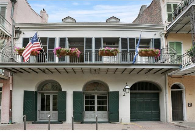 Brad and Angelina's New Orleans home4