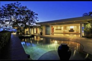 Jennifer Aniston Rental_exterior