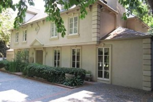Luis Miguel's leased home