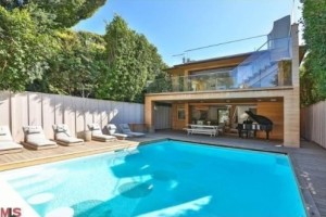 Pamela Anderson's pool