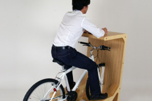 The PIT IN doubles as a bike stand and a desk. Source: storemuu.com/pitin3.html