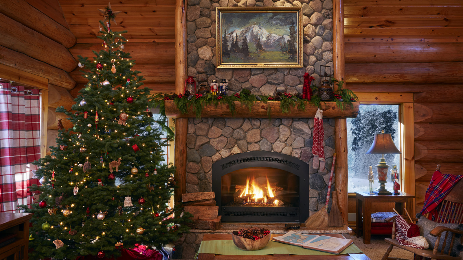Best Of 75+ Inspiring santa in living room You Won't Be Disappointed