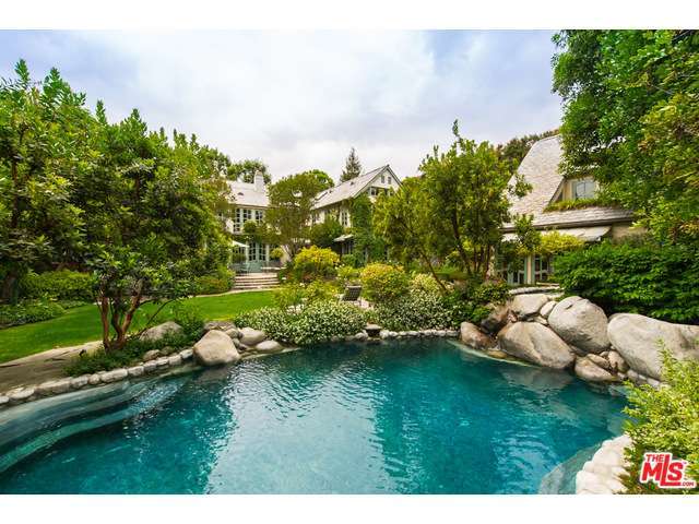 Sharon Osbourne's yard