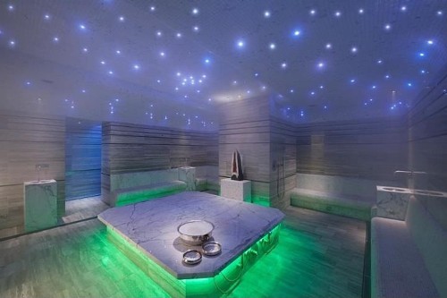 The condos in Las Vegas' City Center come with all the perks of the attached world-class resorts ...