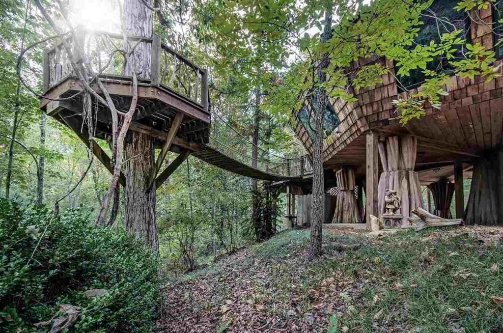 Sold! Enchanted Treehouse With an Artist�s Touch Zillow