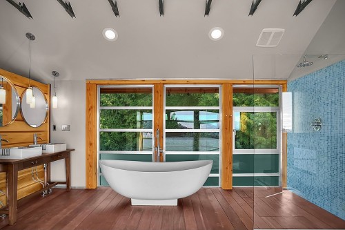 Contemporary Bathtub 6