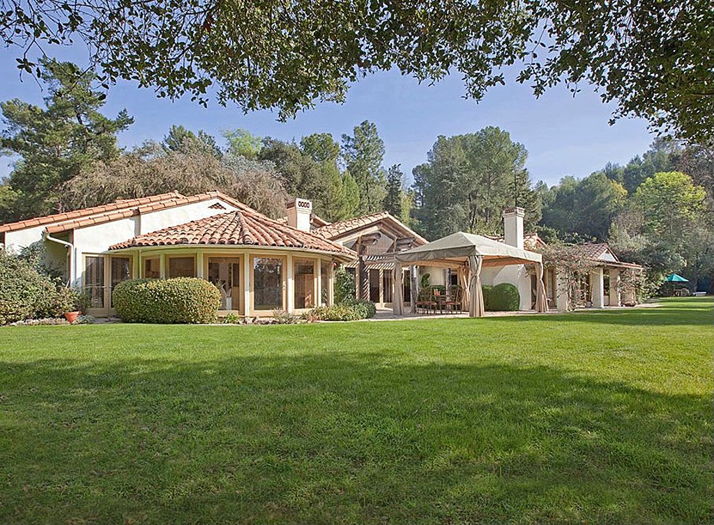 Pete Sampras Buys Estate With Private Rain Forest, Tennis Court Zillow Porchlight