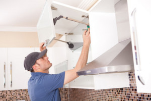 hanging a cabinet