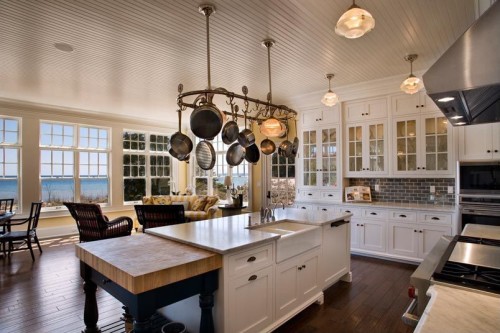 Famous Chefs Tom Douglas and Ethan Stowell Share What Makes A Kitchen Chef Worthy on Zillow Blog