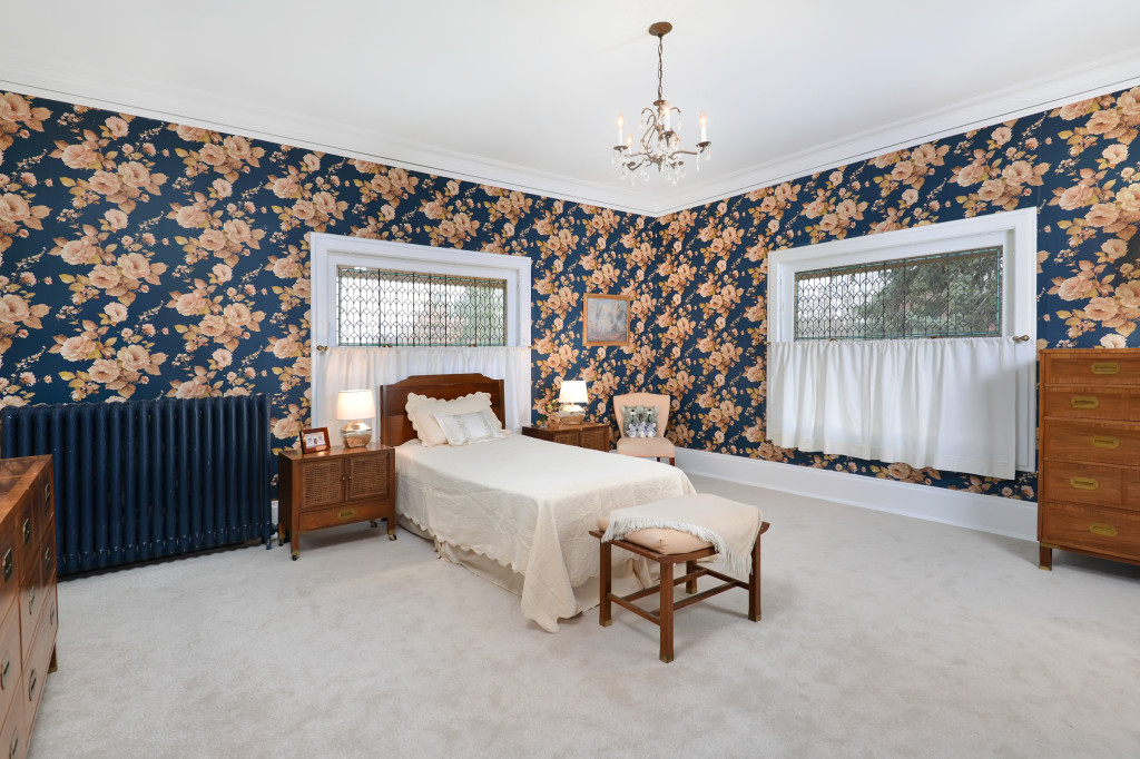 For Sale First Home Frank Lloyd Wright Designed On His Own Zillow Porchlight