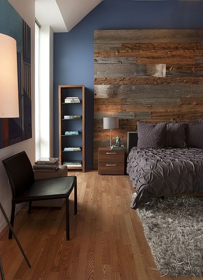 A plank wall can be a full or partial installation.