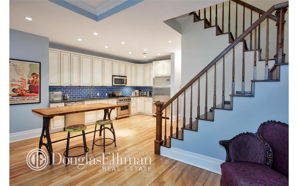 Sold Julia Stiles' Gramercy Park Condo Zillow Porchlight