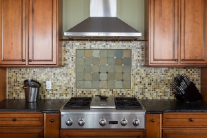 Buyers will notice sparkling countertops. Source: Leona Piro Interiors.