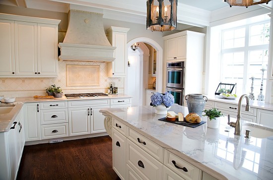 An all-white kitchen is a classic look.